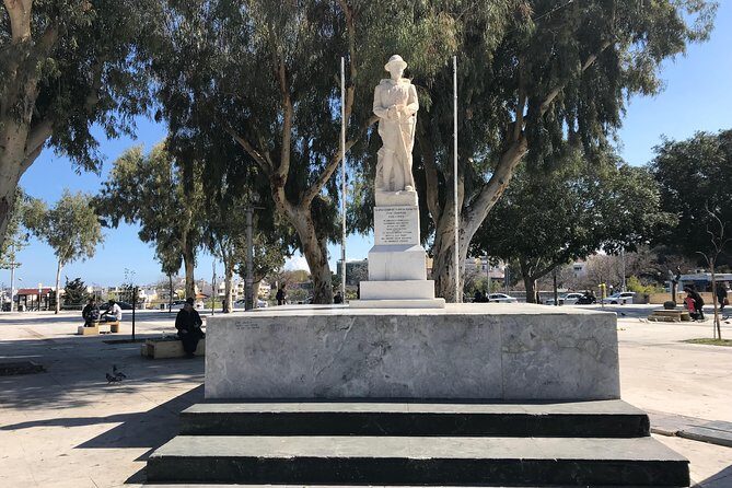 12 Tastings of Heraklion city - walking culture tour - Heraklion sights you’ll pair with food: from Venetian walls to cathedral squares