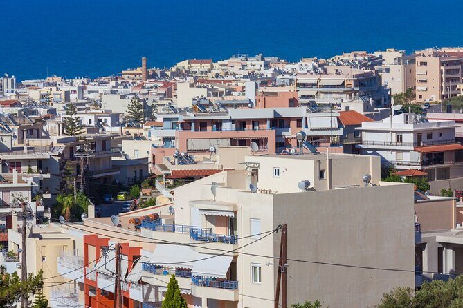 An audio tour of Rethymno: From Ancient Greece to modern times - Quick listening outside a church: why short stops still work