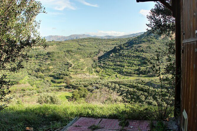 Battle of Crete WW2 Private Tour (price per group of 6) - Galatas Village Memorials: Greek-New Zealand Focus and Commonwealth Connections