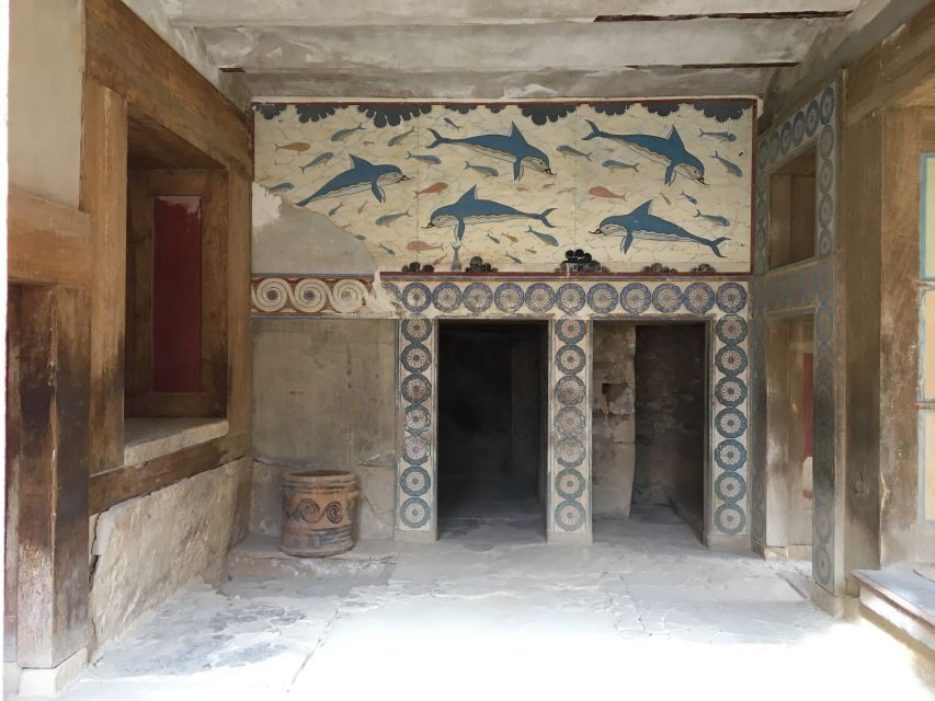 Best of Heraklion : Knossos - Arch.Museum - City tour - How the Small-Group Format and Expert Guides Keep the Day Working