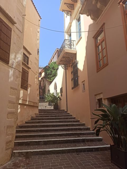 Chania Old Town: Artisans & Sightseeing Walking Tour - Folklore atelier and the museum stop that adds context