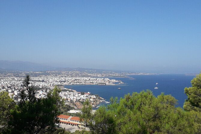 Chania Old Town, Public Market and Chrisopigi Monastery Tour - Getting the most out of 4–5 hours (without rushing your mood)