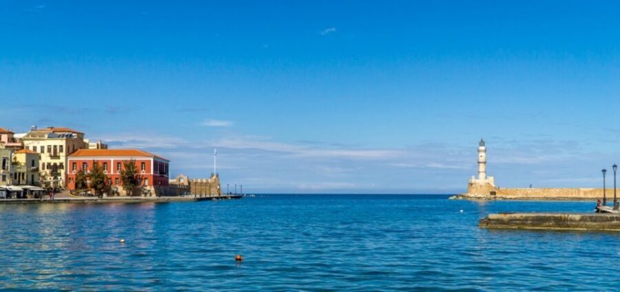 Chania: Private Guided Food and Wine Walking Tour with Lunch - Wine tasting in Old Town: four indigenous wines with Maria