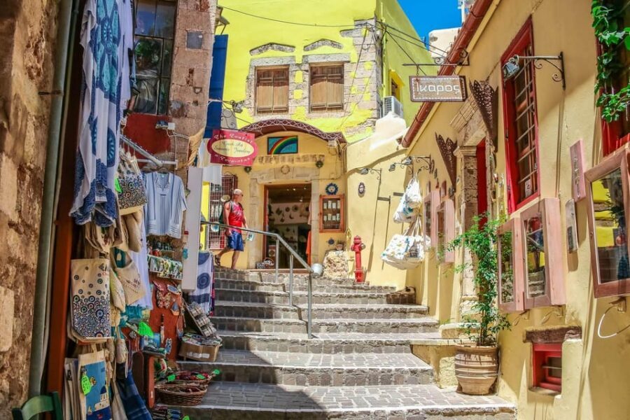 Chania Walking Food And Wine Night Tour - The Final Meal: Dessert, Raki, and a Proper Old-Town Finish