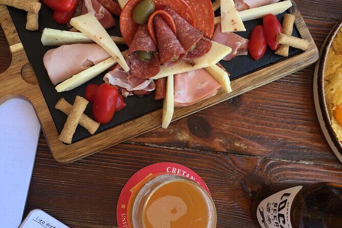 Craft Beer & City Tour - Rethymno Old Town - Old Venetian Harbour kickoff: easy photos and a gentle start