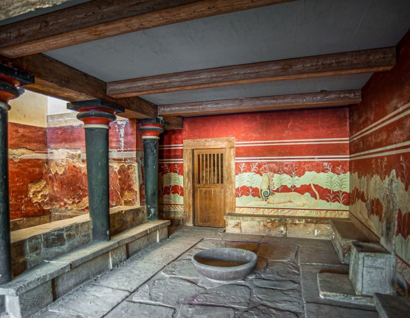 Crete: Knossos Palace and Lassithi Plateau Day Tour - Kera Kardiotissa Monastery: icon, atmosphere, and cash for small fees