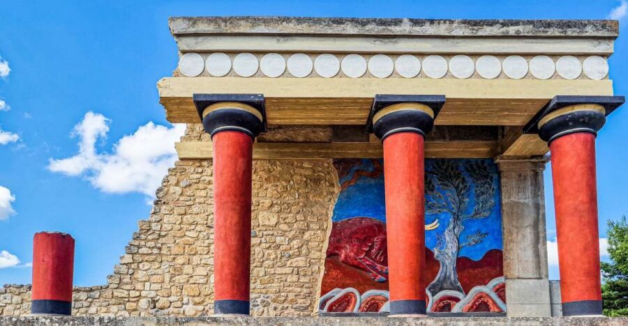 Crete: Knossos Palace and Museum Skip the line Guided tour - Heraklion first, Knossos after: the smart flow of this 8-hour tour