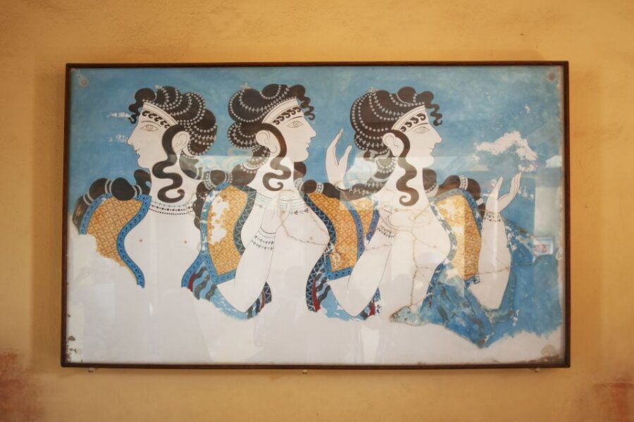 Crete: Knossos Palace and Museum Skip the line Guided tour - Knossos Palace skip-the-line: the murals, the palace plan, and the Minotaur