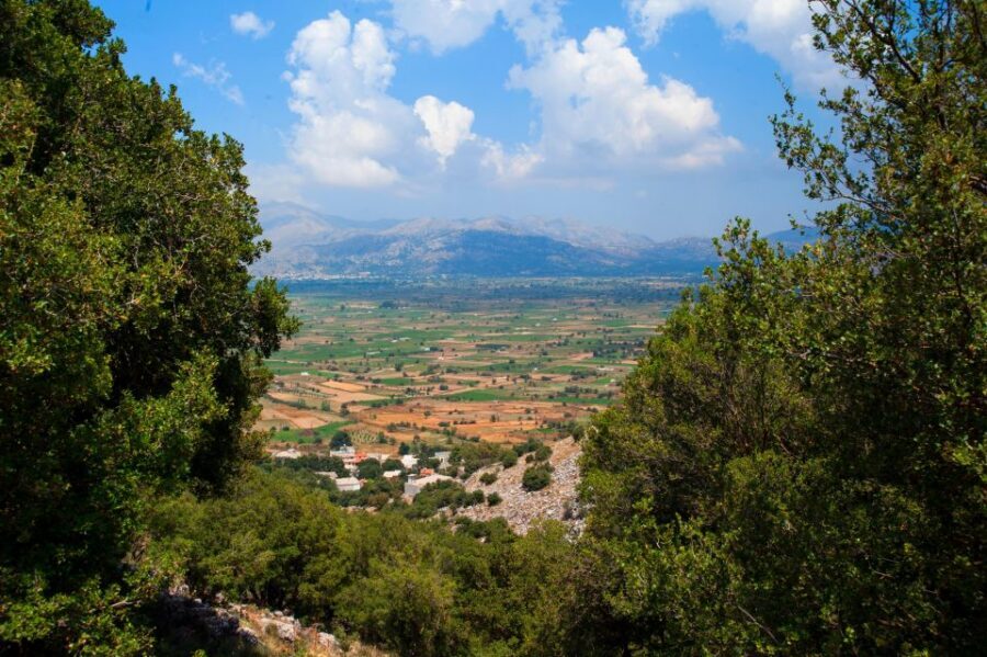 Crete: Lasithi Plateau & Knossos Palace Tour - Psychro village and the Cave of Zeus: do the uphill math