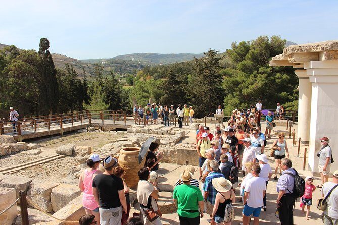 Crete Minoan Discovery Tour with Knossos Palace, Heraklion, and Live Dance Show - Practical Tips for Knossos Comfort (So the Day Feels Enjoyable)