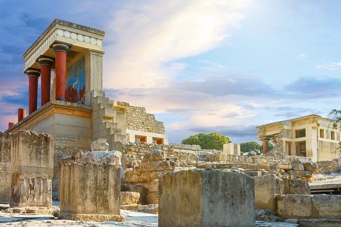 Crete private tour: Knossos Palace and Heraklion Town - Why Knossos and Heraklion Fit Together So Well
