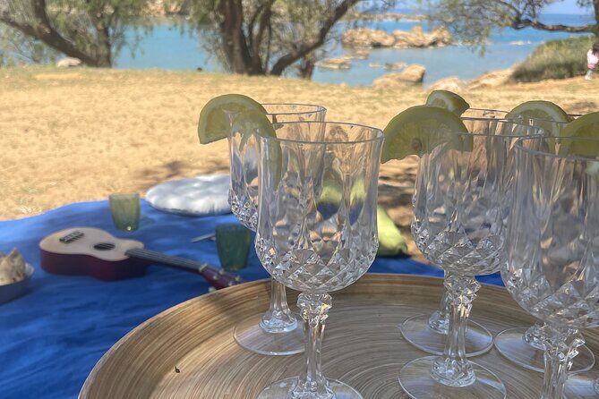 Crete's Vegetarian Picnic - A beach picnic with Linda’s food-and-stories flow