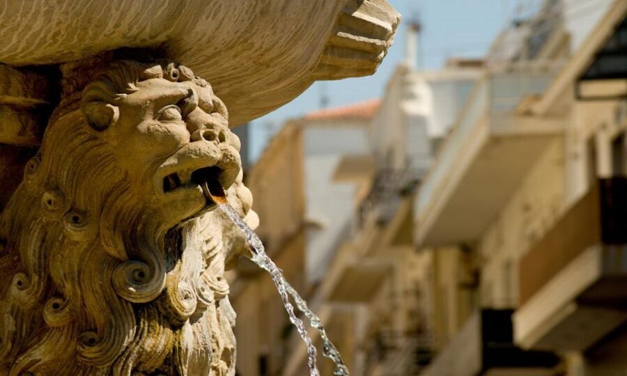 Day Trip To Heraklion City Center & Market & CretAquarium - Pateles open-air market: what you’ll find (and what you might not)