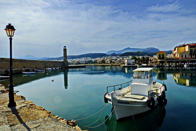 Discover Rethymno, Lake Kournas & the Secrets of Cretan Olive Oil - Stop 1: Rethymno Old Town Walks, Fortezza Views, and Free-Entry Time