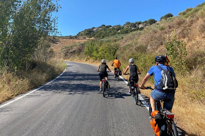 Discover the unknown side of Crete by E-Bike - Petrokefalo and the little village “in-between” moments