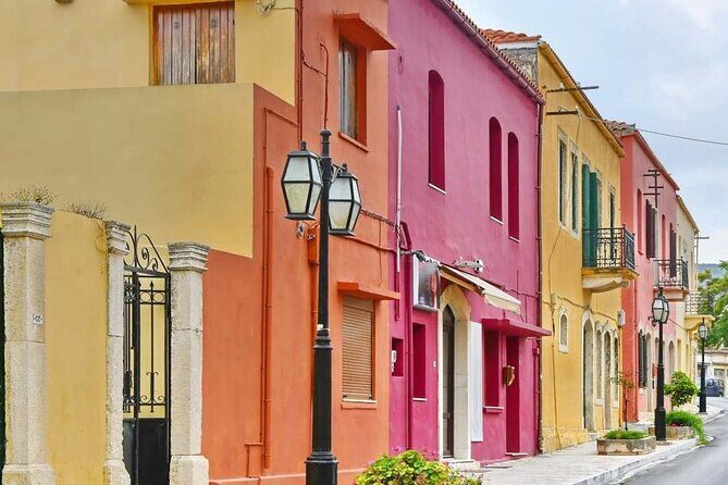 Ecobike-Knossos Palace-Wine tasting-Olive oil tasting - Archanes: village streets, flowers, and the slower pace