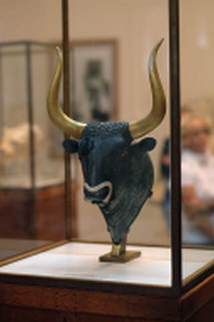 From Chania & Rethymno: Knossos Palace & Heraklion City Tour - The 12-hour rhythm: bus comfort, coffee stops, and timing reality