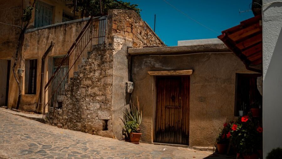 From Heraklion: Kritsa & Myrtos Villages East & South Crete - Kritsa village and its Venetian architecture in 90 minutes
