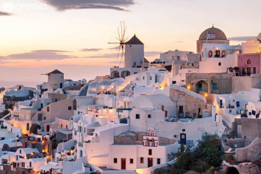 From Heraklion/Rethymno: Santorini Cruise with Pickup - Oia: Photos, Strolls, and the Classic View Loop