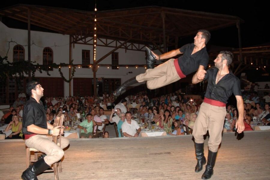 From Rethymno: Cretan Night Music, Food & Dancing - Key highlights at a glance
