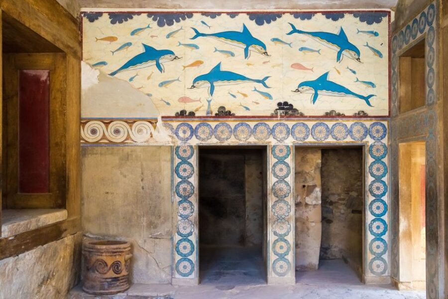From Rethymno: Knossos Palace and Heraklion Guided Tour - Heraklion Archaeological Museum: the best use of your Minoan focus