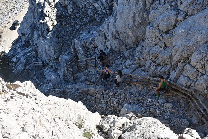 Full-Day Hiking and Running Adventure in South Crete - Getting There in a 4x4 Jeep Wrangler from Heraklion