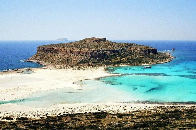 Gramvousa Island and Balos Bay Full-Day Tour from Heraklion - Ferry and boat comfort: what to expect when the boat is full