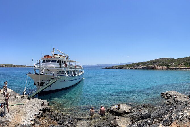 Have Fun Cruising Agios Nikolaos - Elounda Bay - Food and drinks onboard: what’s included vs. what you’ll buy