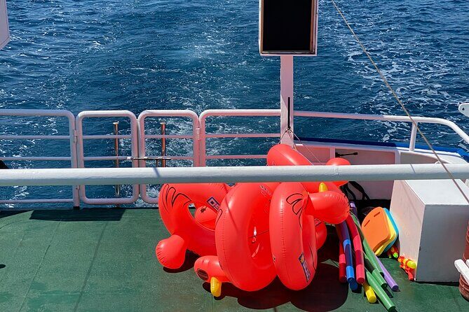 Have Fun Cruising Agios Nikolaos - Elounda Bay - Onboard vibe that matters: DJ energy and a well-run crew