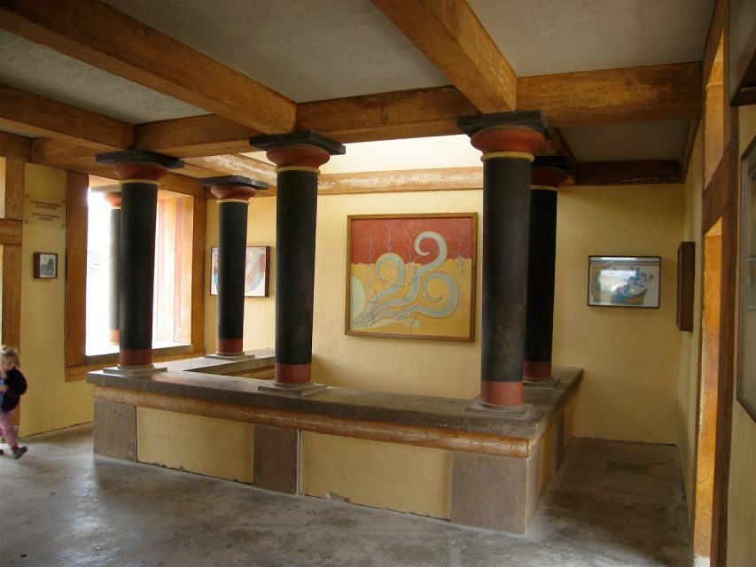 Heraklio:Knossos Palace-Museum-Heraklio ALL IN SKIP The line - Price and Value: Why ~$88 Can Be Fair Here