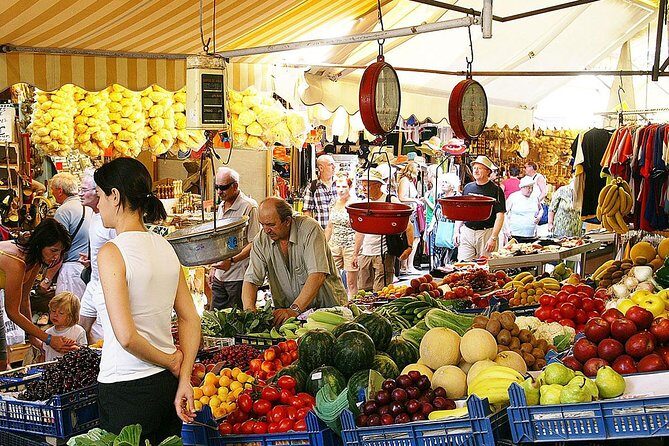 Heraklion city Walking & Tasting tour (Stroll downtown) - Starting at Eleftherias Square: the easiest way to meet your guide