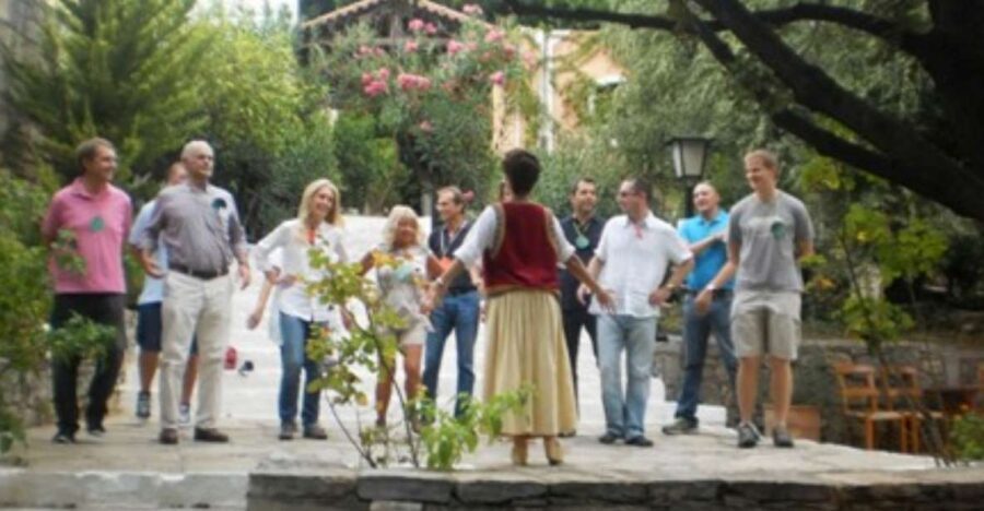Heraklion Crete: Cretan and Greek Dance Lesson at Arolithos - Price and logistics: does $106 make sense?