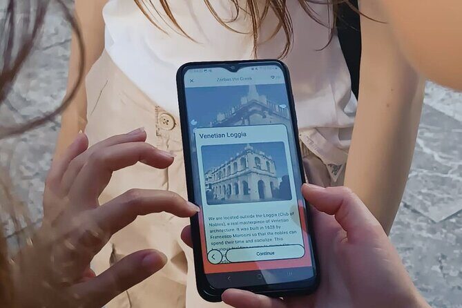 Heraklion Family Treasure Hunt with Food Stop - How the Narratologies app guides your hunt