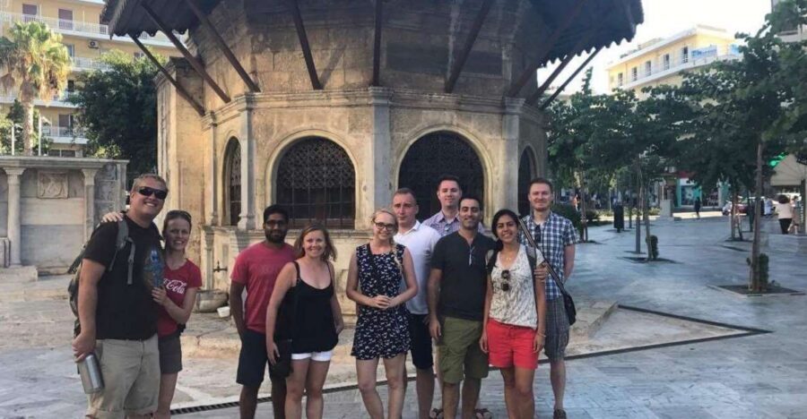 Heraklion: History & Culture Walking Tour with Food Tasting - Coffee, wine, and raki tastings: pacing and what to plan for