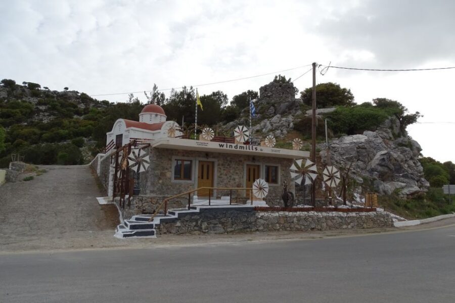 Heraklion: Knossos Palace, Zeus Cave & Oil Mill Private Tour - Zeus Cave (Dikteon Cave) closure: what to expect and how your day changes