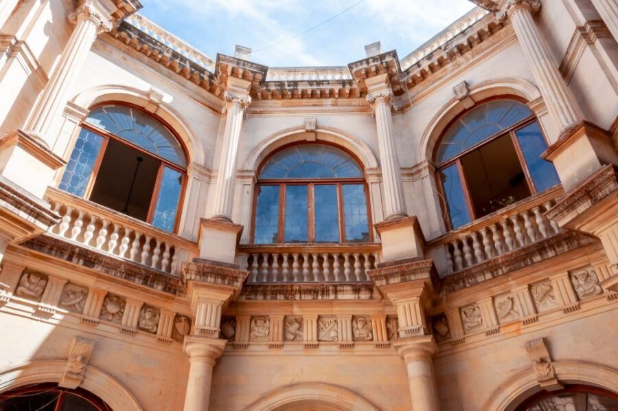 Heraklion: Mobile Self-Guided Audio Sightseeing Tour - What you get on your phone (and what you don’t)
