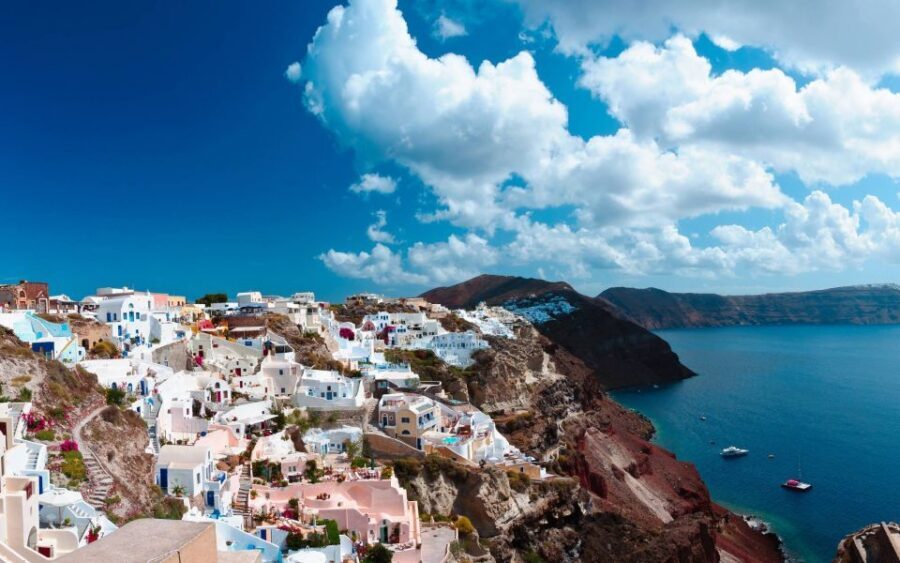 Heraklion: Santorini Day Trip with Boat Transfer & Oia Visit - Timing and crowd management: how to enjoy the day without losing it