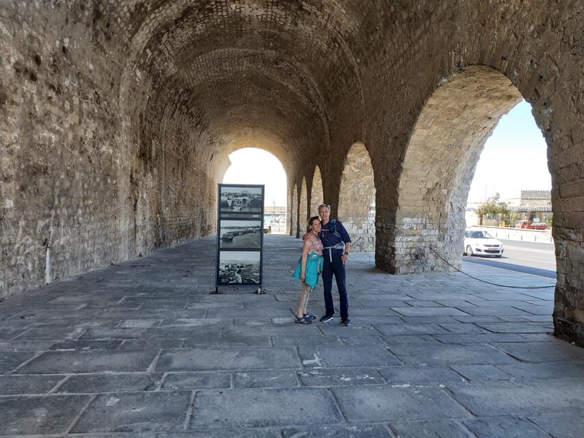 Heraklion: Sightseeing Tour with Greek Meze - Central Market: reading Heraklion through food, stalls, and everyday life