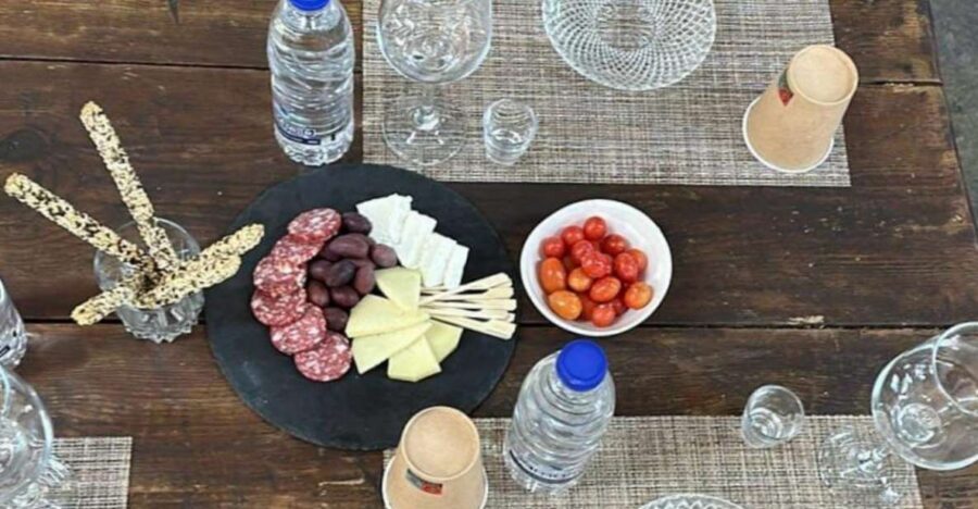 Heraklion: Walking city tour & Wine tasting - A Heraklion wine tour that’s built around walking (not just sitting)
