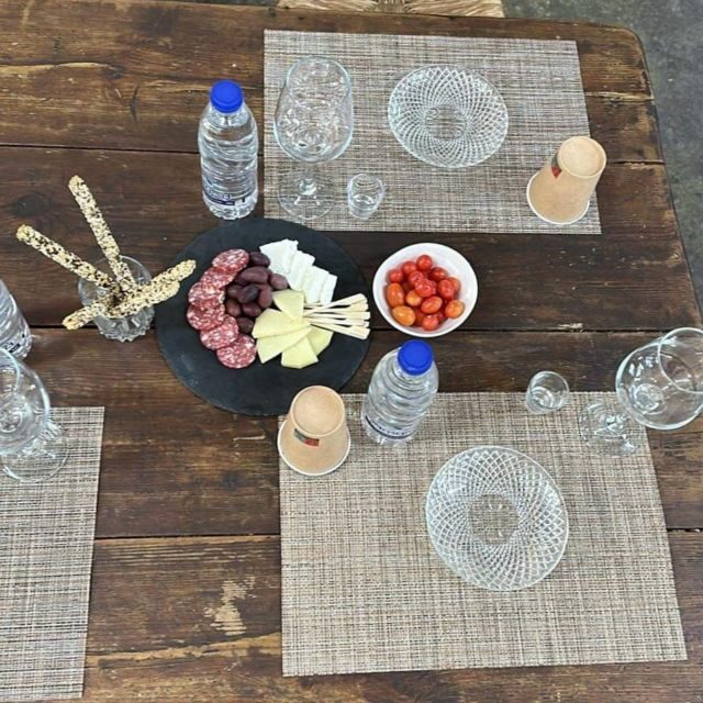 Heraklion: Walking city tour & Wine tasting - Agios Titos Church: a quick cultural break with free time