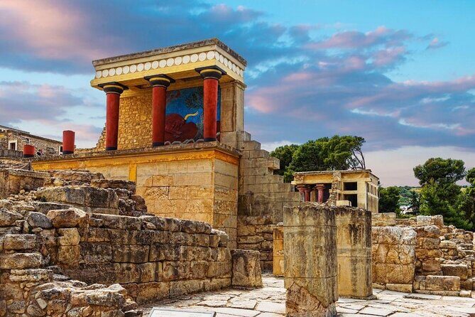 Knossos and Arch Museum of Heraklion (Guide+Transfer+Ticket) - Heraklion Archaeological Museum at 2:00pm: Minoans in order