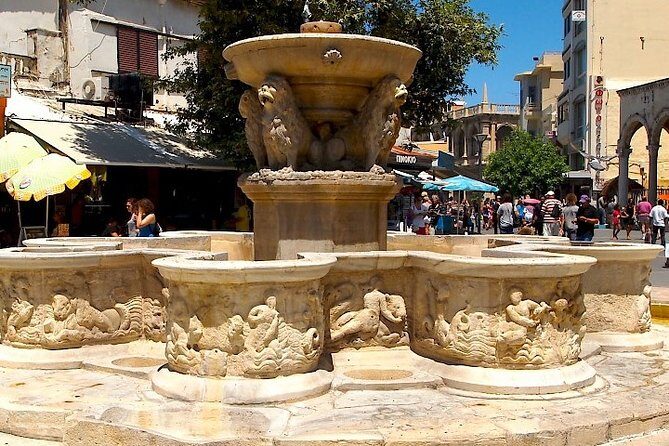 KNOSSOS & HERAKLION CRETE, day professional guided coach tour - Price and logistics: what $51.20 really covers