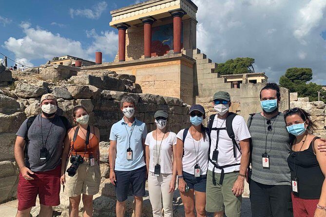 Knossos Palace and Arch. Museum of Heraklion Tour - Transportation between Knossos and the museum: plan your route