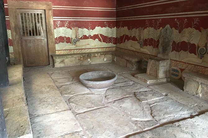 Knossos Palace Exclusive Tour (small group) - What happens after the guide walk