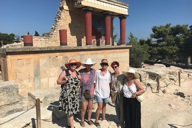 Knossos Palace Exclusive Tour (small group) - Who should book this Knossos Palace Exclusive Tour