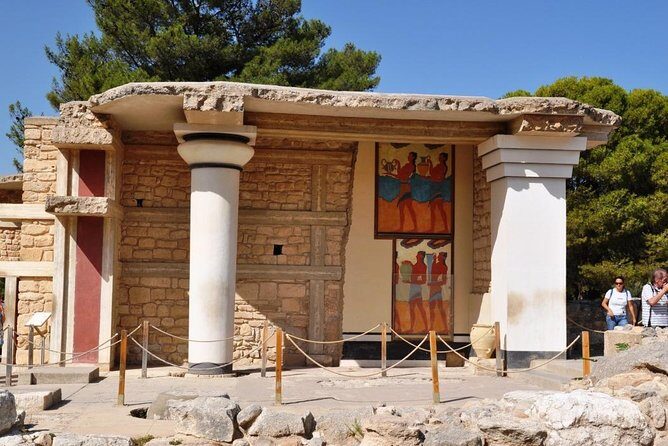 Knossos Palace guided tour - Heraklion City tour + market - Price and value: what $37.08 really buys on a full day