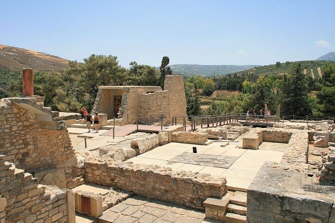 Knossos Palace guided tour - Heraklion City tour + market - Timing and pacing: how the 8 hours adds up
