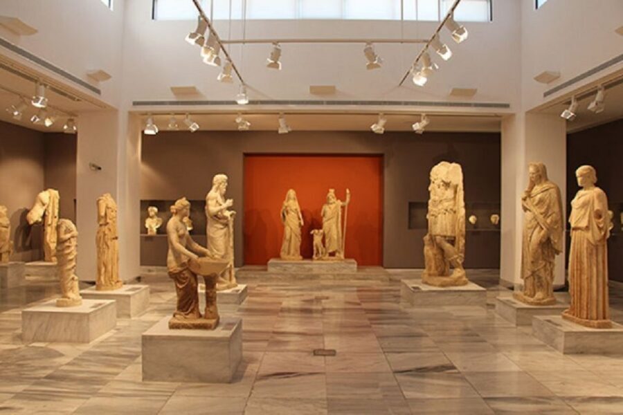 Knossos Palace & Heraklion City –Full-Day Tour from Rethymno - Who this Knossos and Heraklion day trip is best for