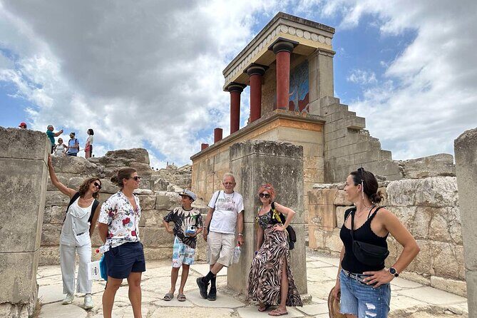Knossos Palace - Private Tour Experience - Getting in fast: skip-the-line service and what your ticket covers