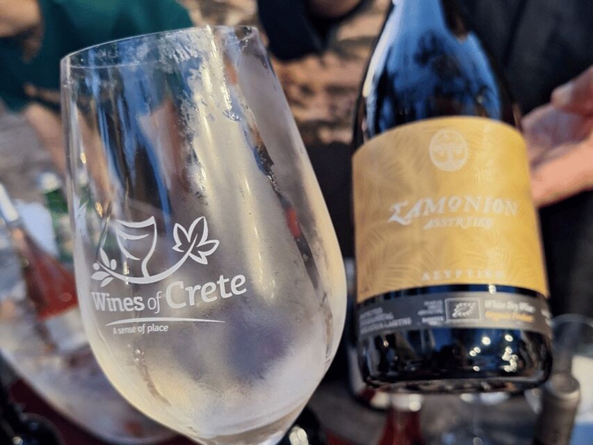 La Canée : dégustation de vins en français - Who should book, and who should skip